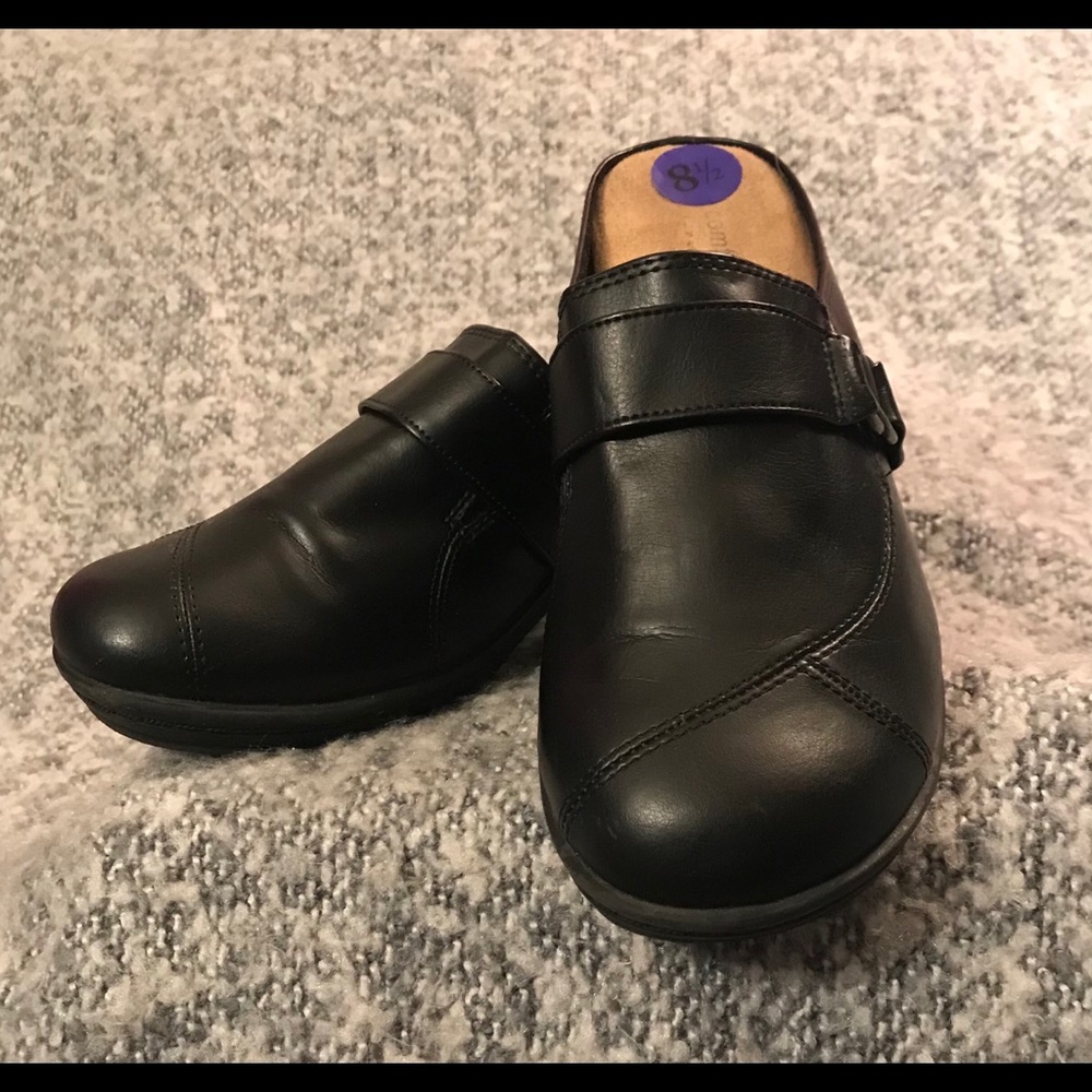 Comfort Plus Shoes - Picture 3 of 4